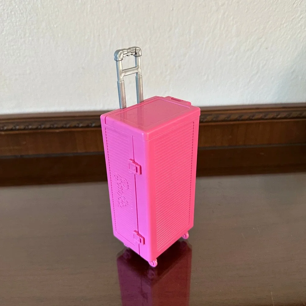 Mattel Barbie Pink Rolling Suitcase Doll Accessory Marine Biologist Replacement